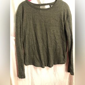 NWT Olive color Top size Medium by Crave Fame